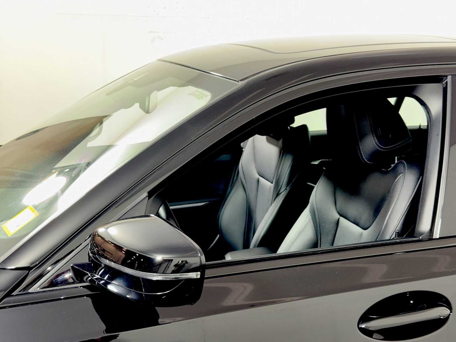 2023 BMW 3 Series 330i xDrive Sedan