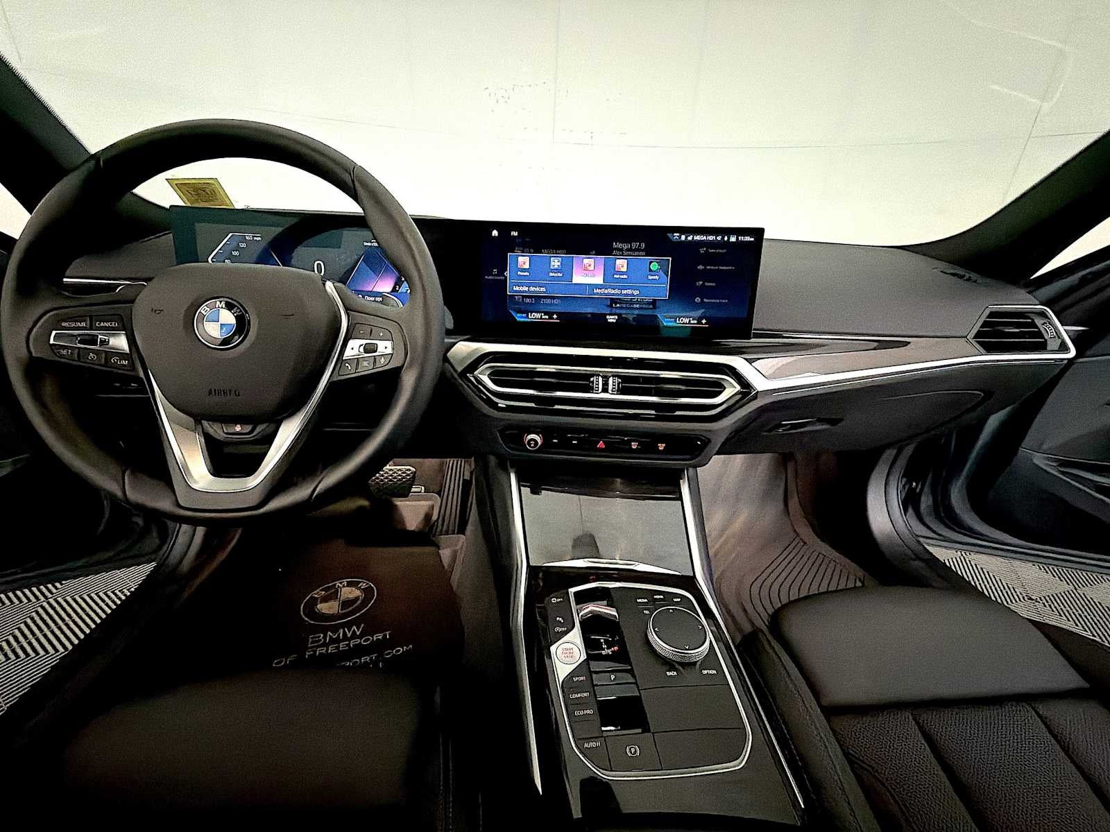 2023 BMW 3 Series 330i xDrive Sedan