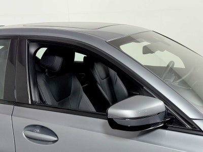 2023 BMW 3 Series 330i xDrive Sedan