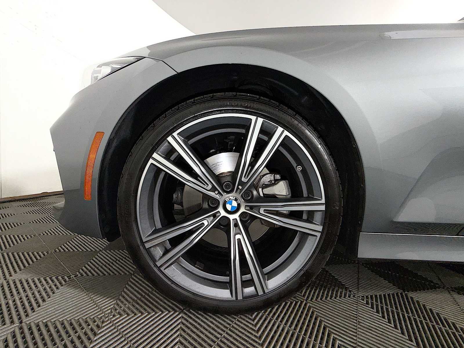 2023 BMW 3 Series 330i xDrive Sedan