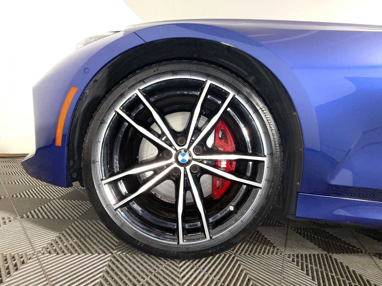 2024 BMW 3 Series 330i xDrive Sedan