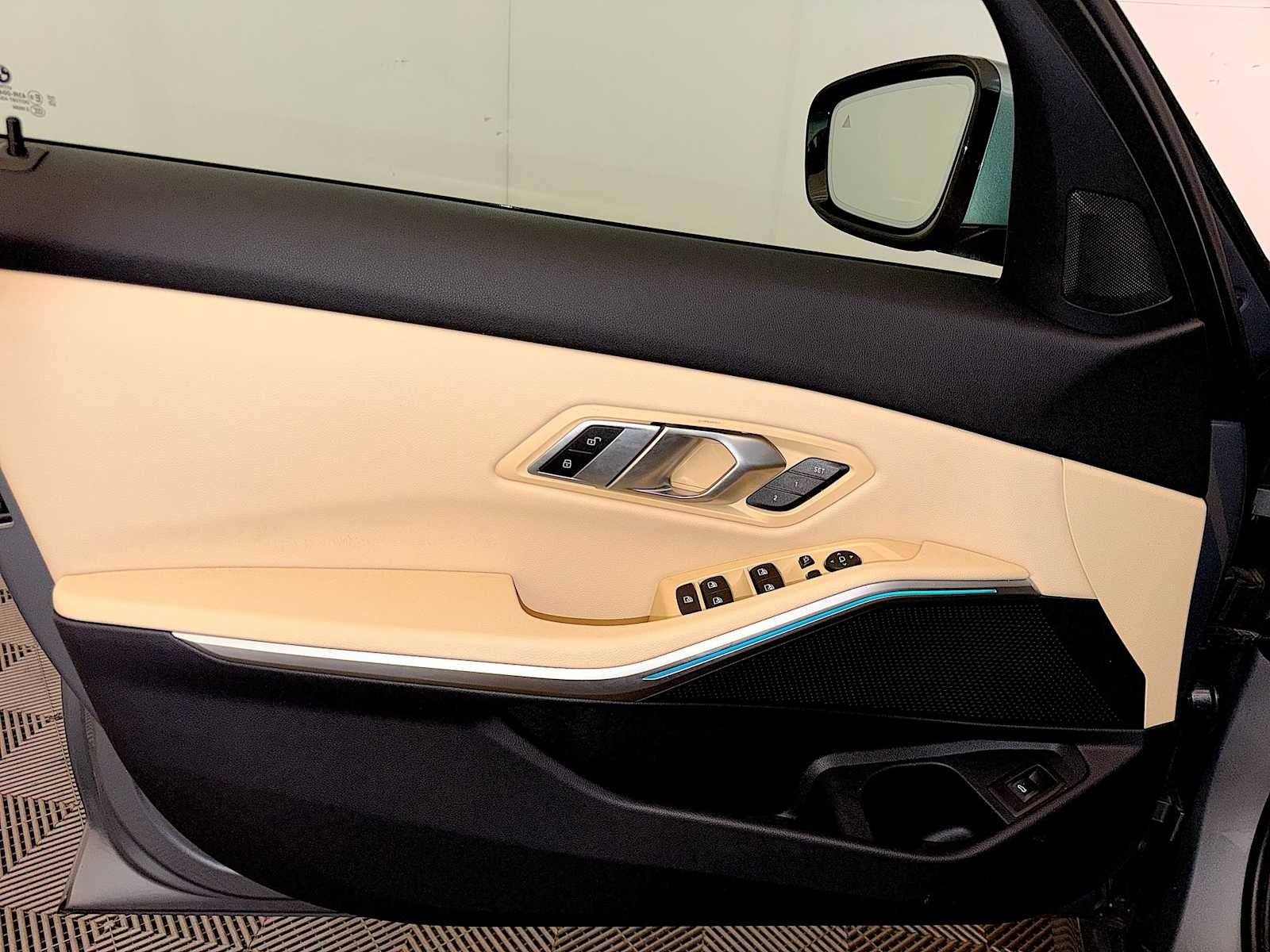 2023 BMW 3 Series 330i xDrive Sedan