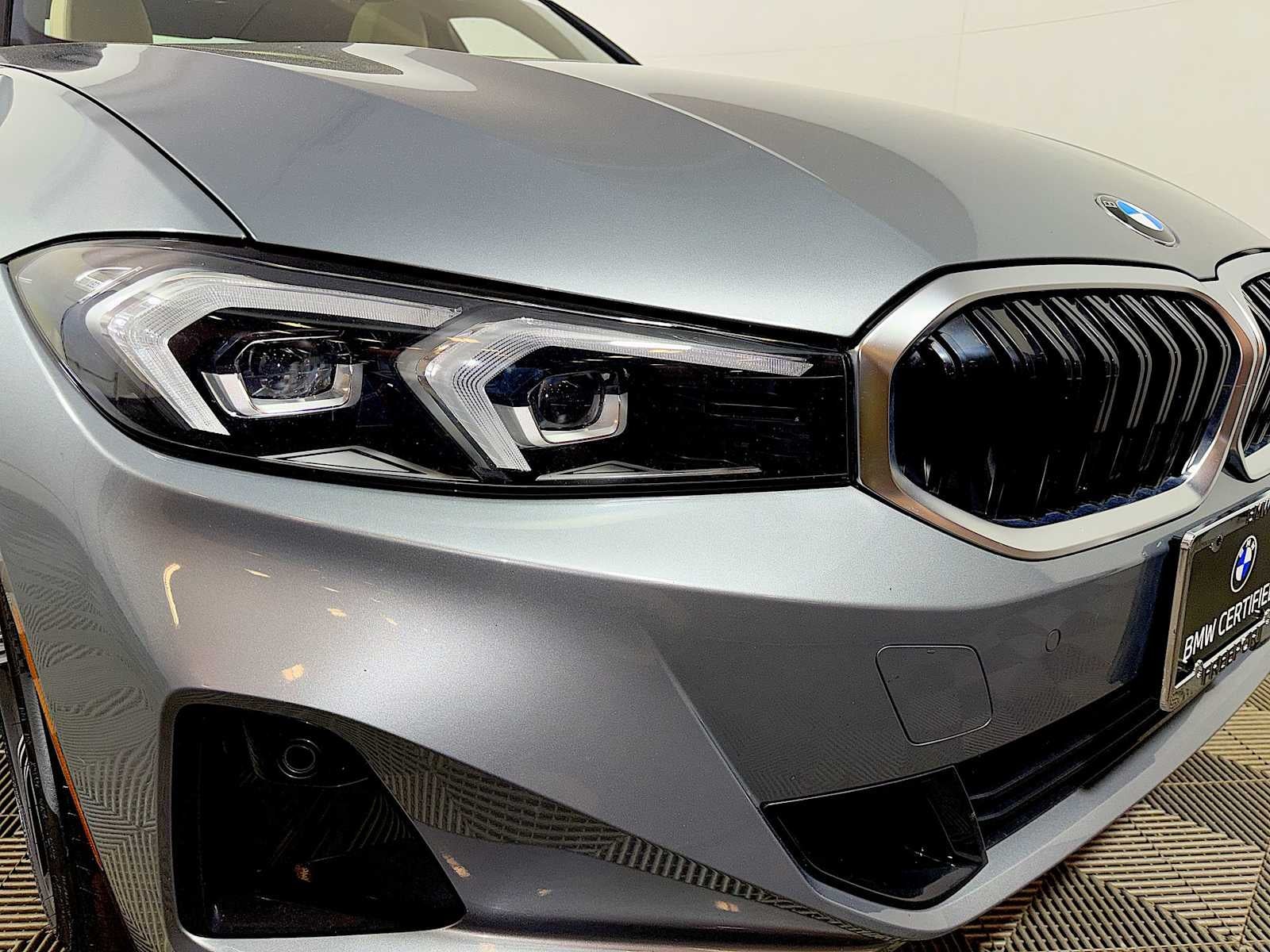 2023 BMW 3 Series 330i xDrive Sedan