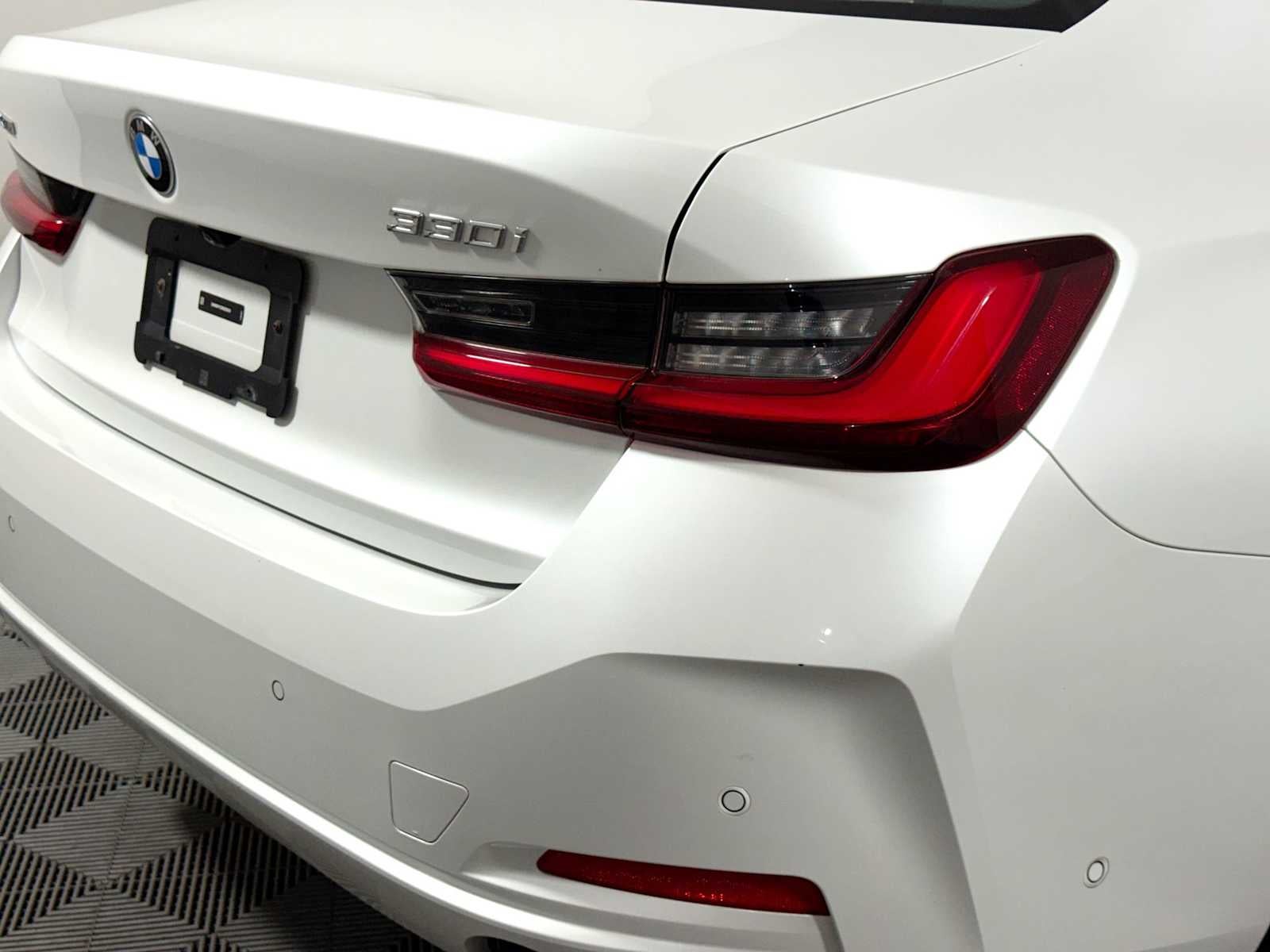 2024 BMW 3 Series 330i xDrive Sedan