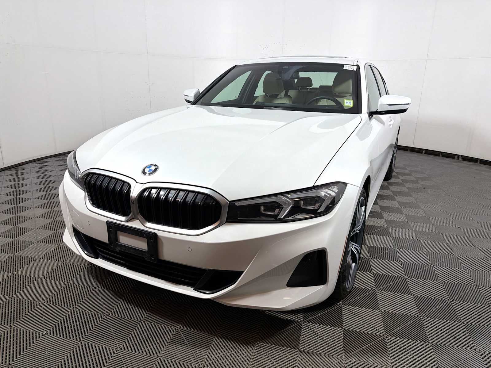 2024 BMW 3 Series 330i xDrive Sedan