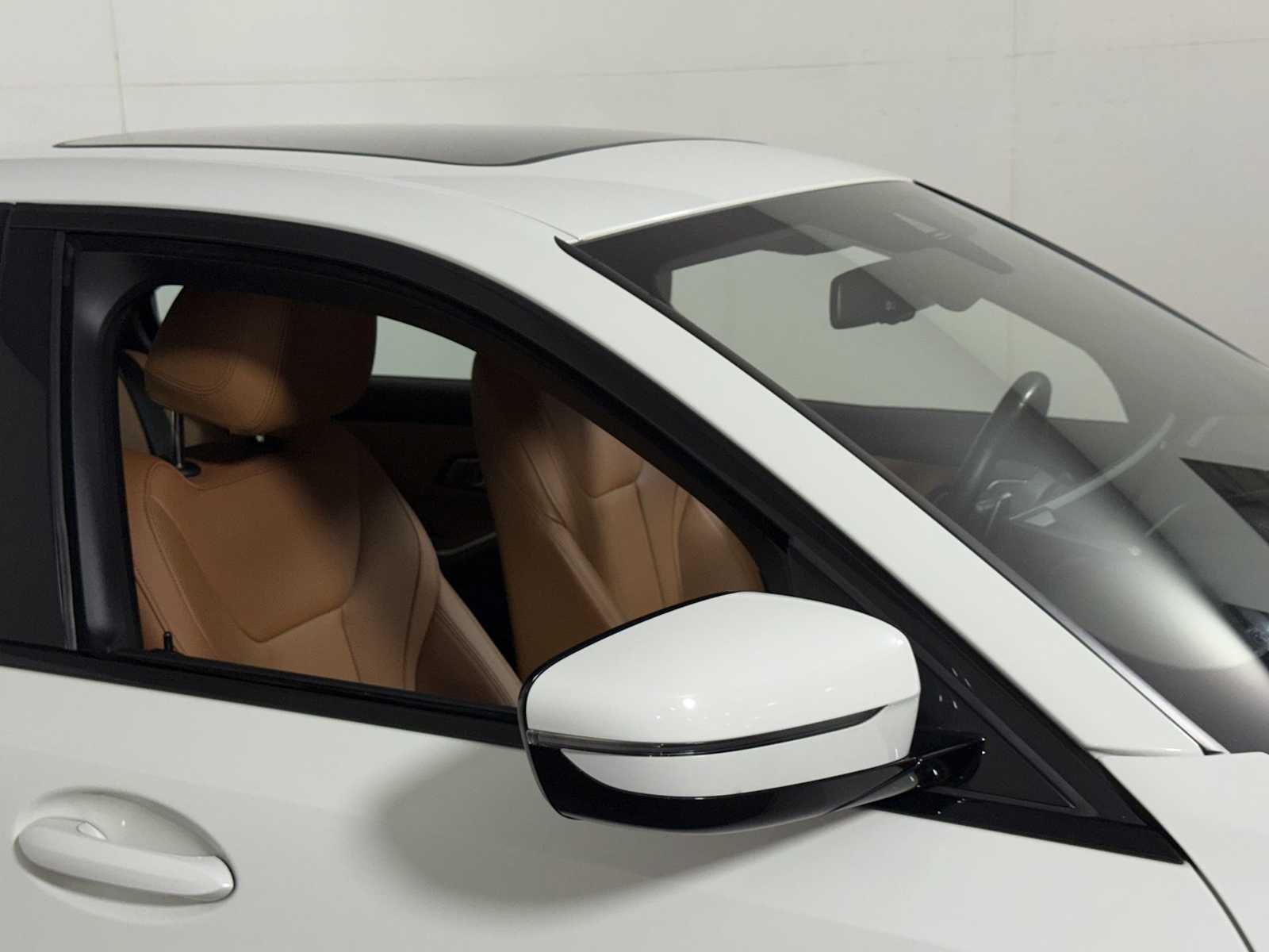 2023 BMW 3 Series 330i xDrive Sedan