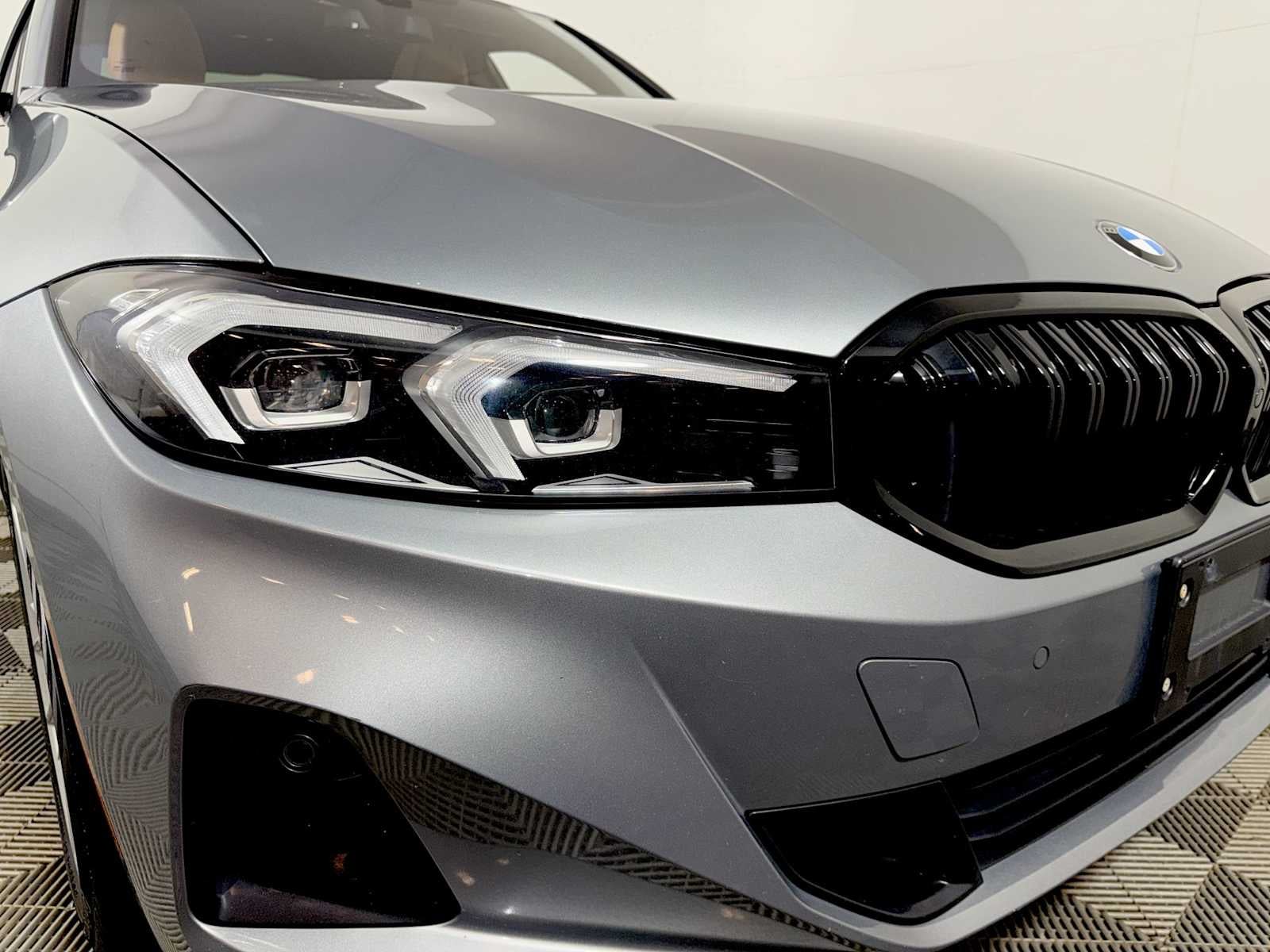 2024 BMW 3 Series 330i xDrive Sedan