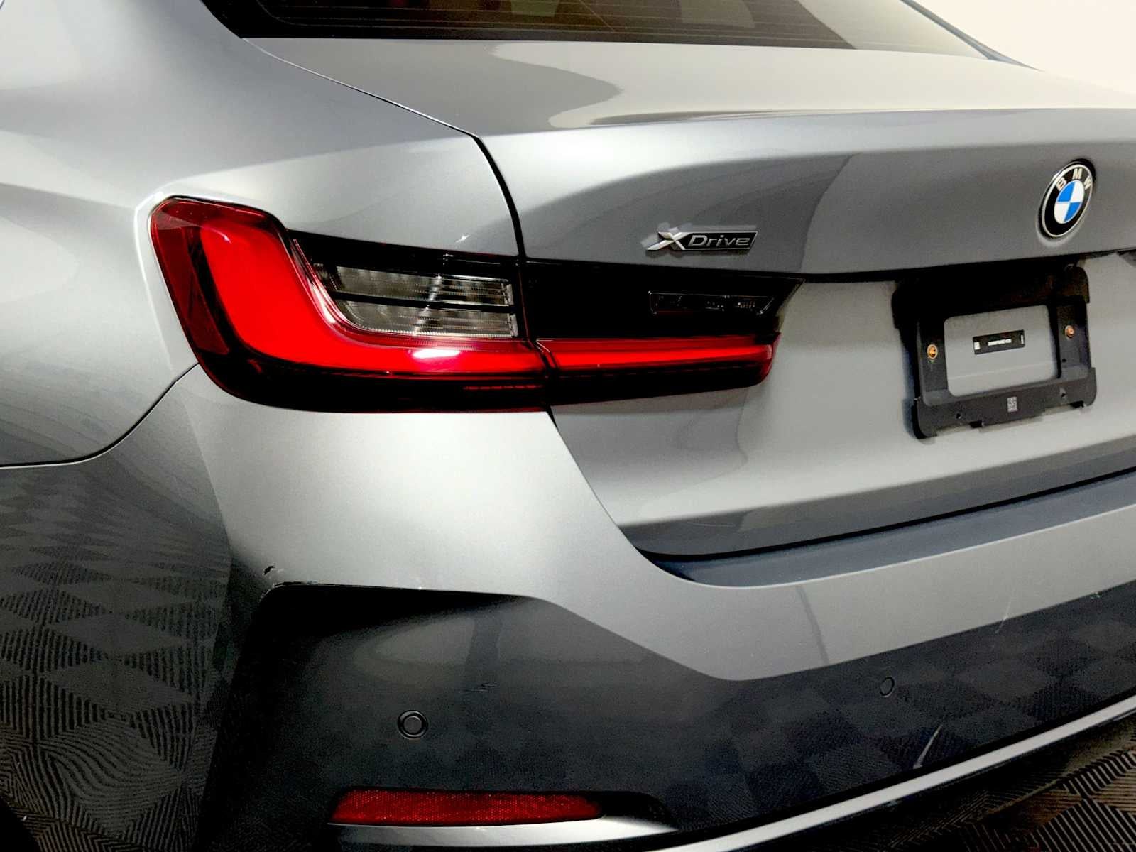 2024 BMW 3 Series 330i xDrive Sedan