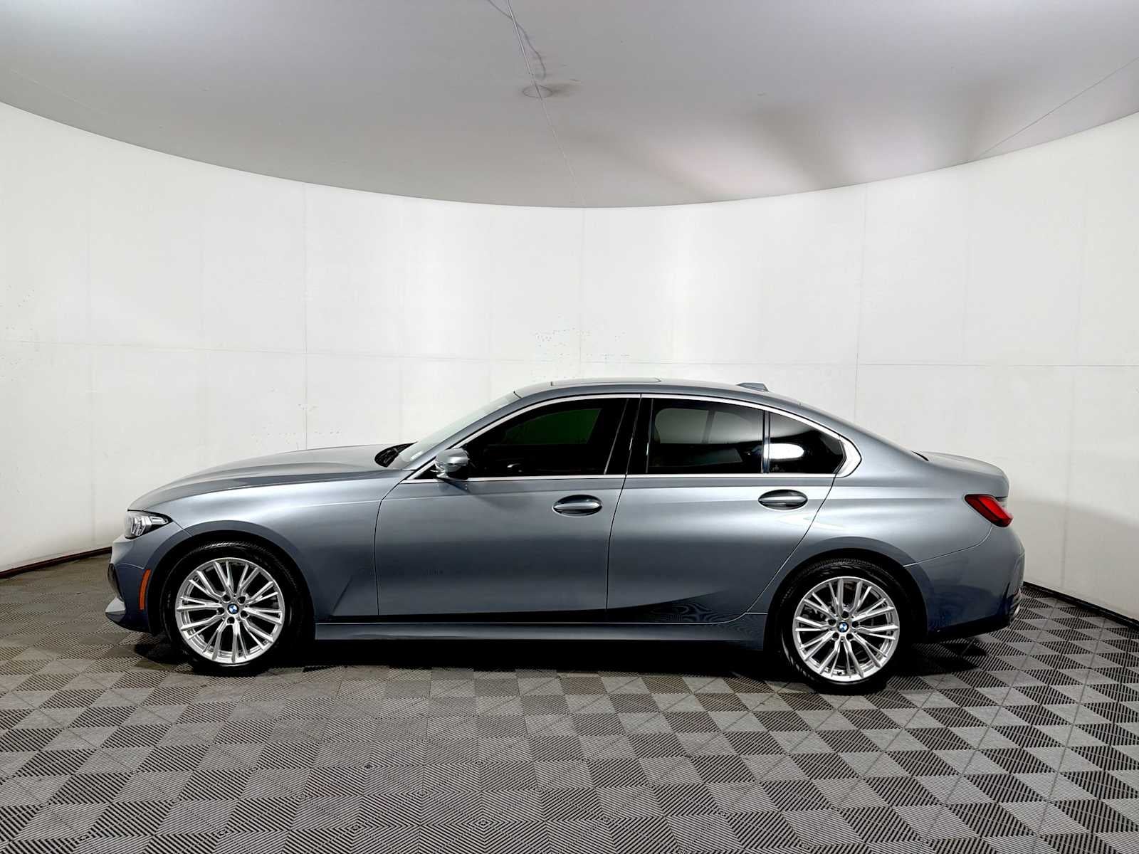 2024 BMW 3 Series 330i xDrive Sedan