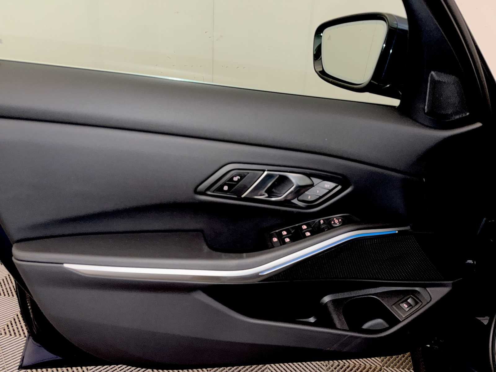 2024 BMW 3 Series 330i xDrive Sedan