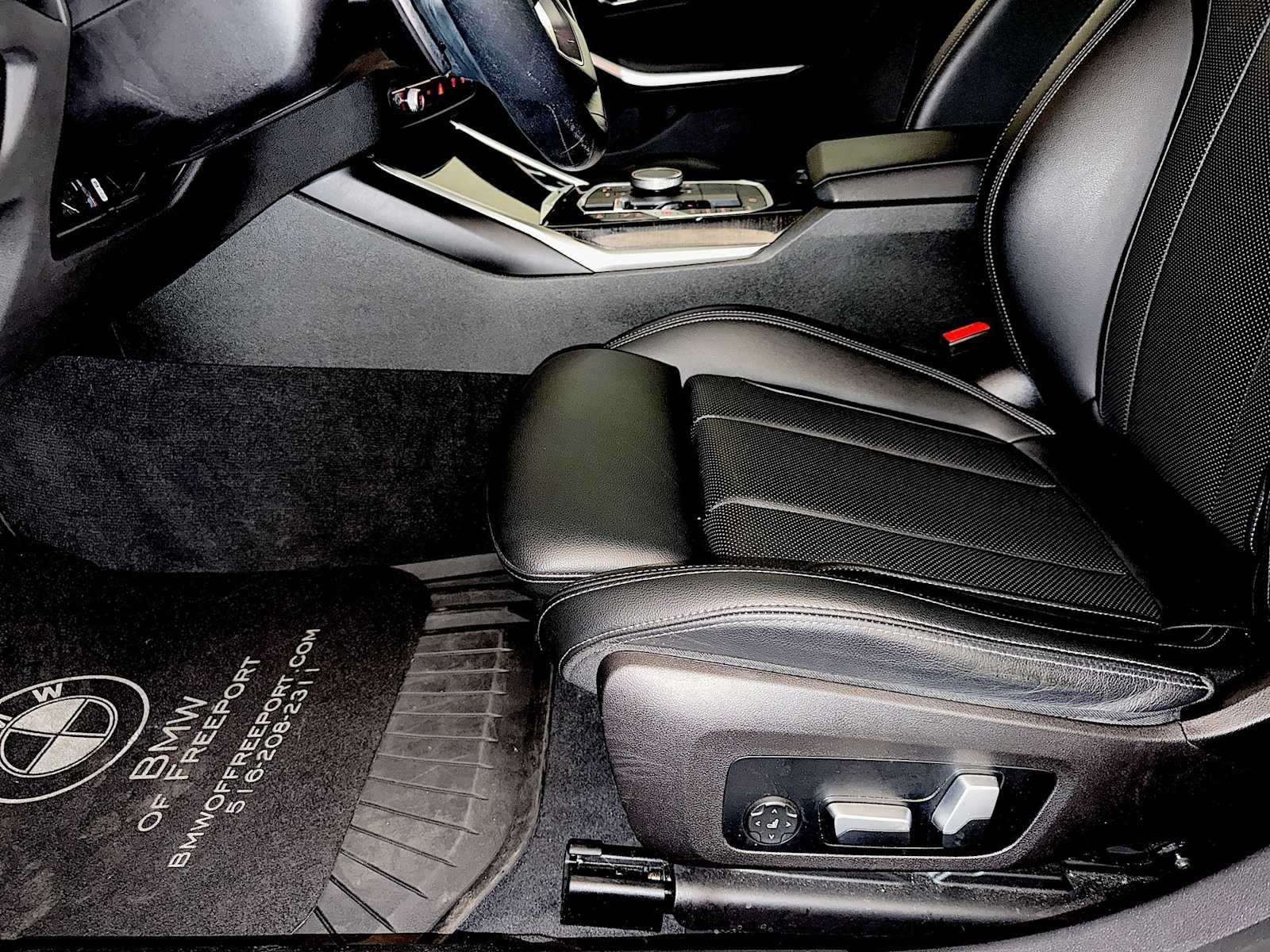 2023 BMW 3 Series 330i xDrive Sedan