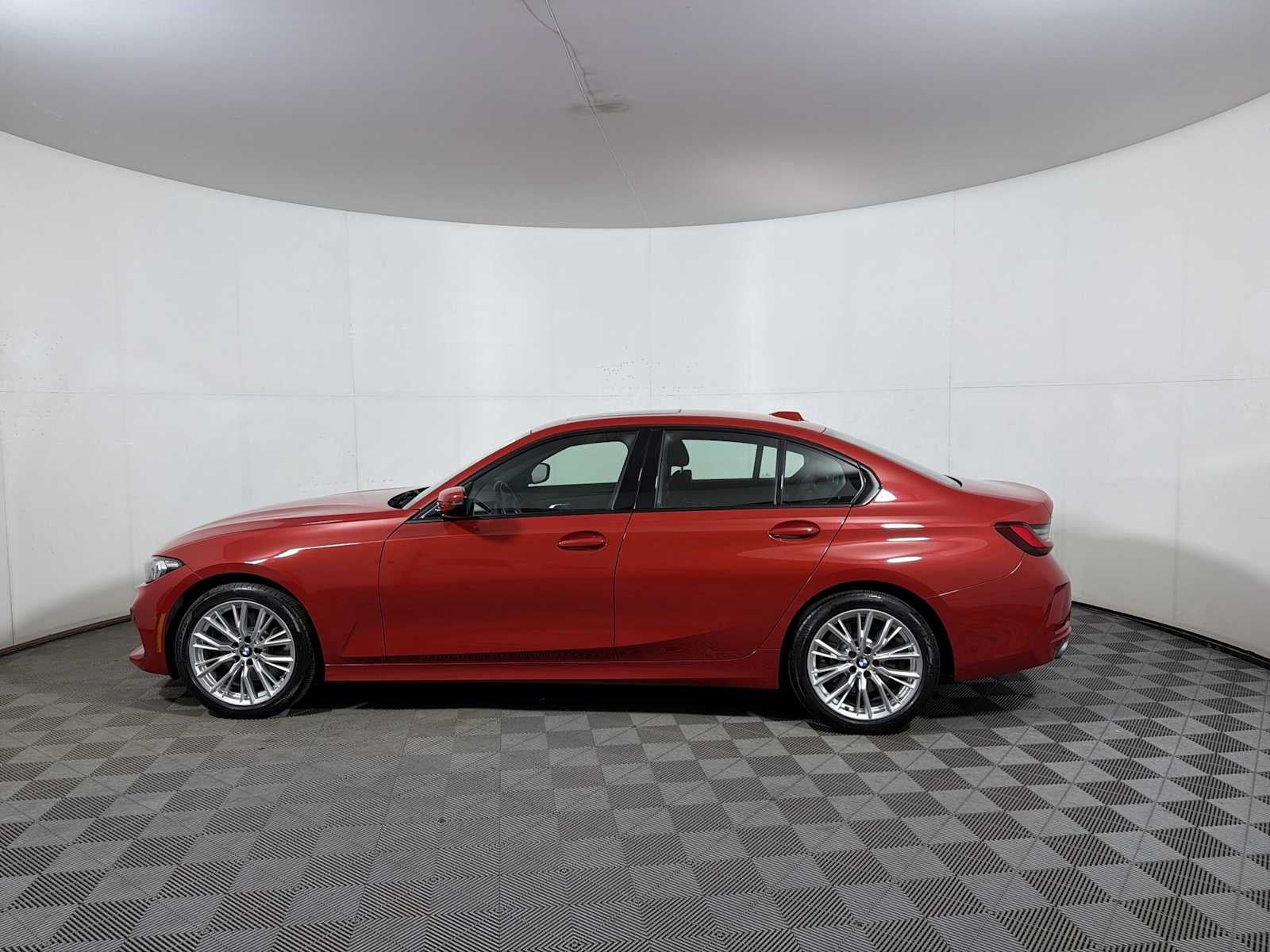 2023 BMW 3 Series 330i xDrive Sedan