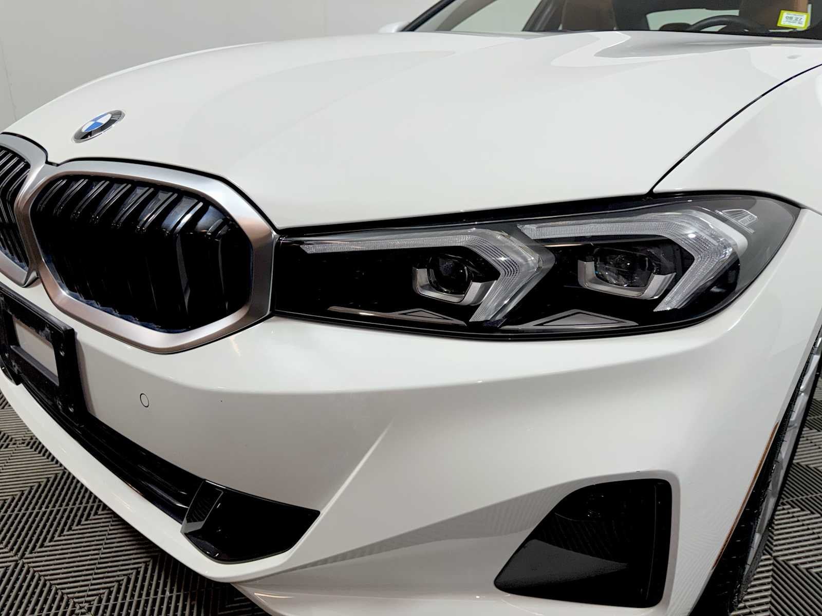2024 BMW 3 Series 330i xDrive Sedan