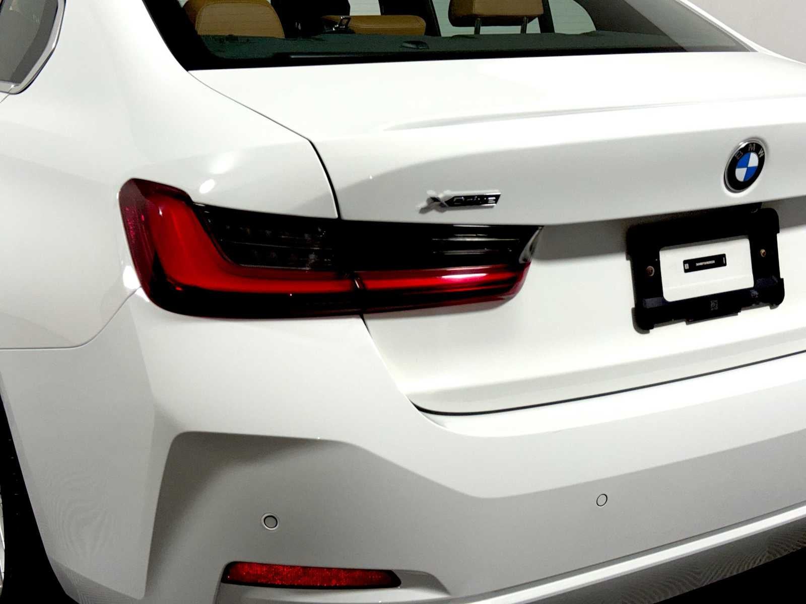 2024 BMW 3 Series 330i xDrive Sedan