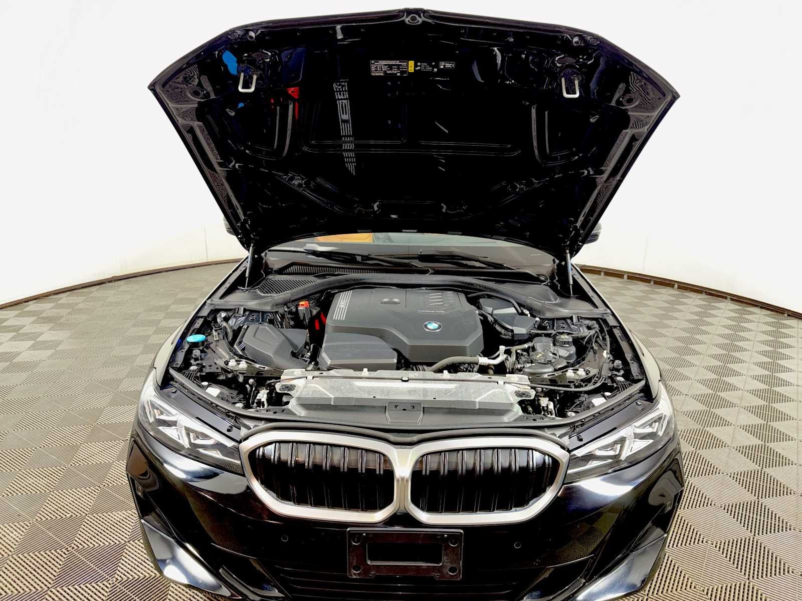 2024 BMW 3 Series 330i xDrive Sedan