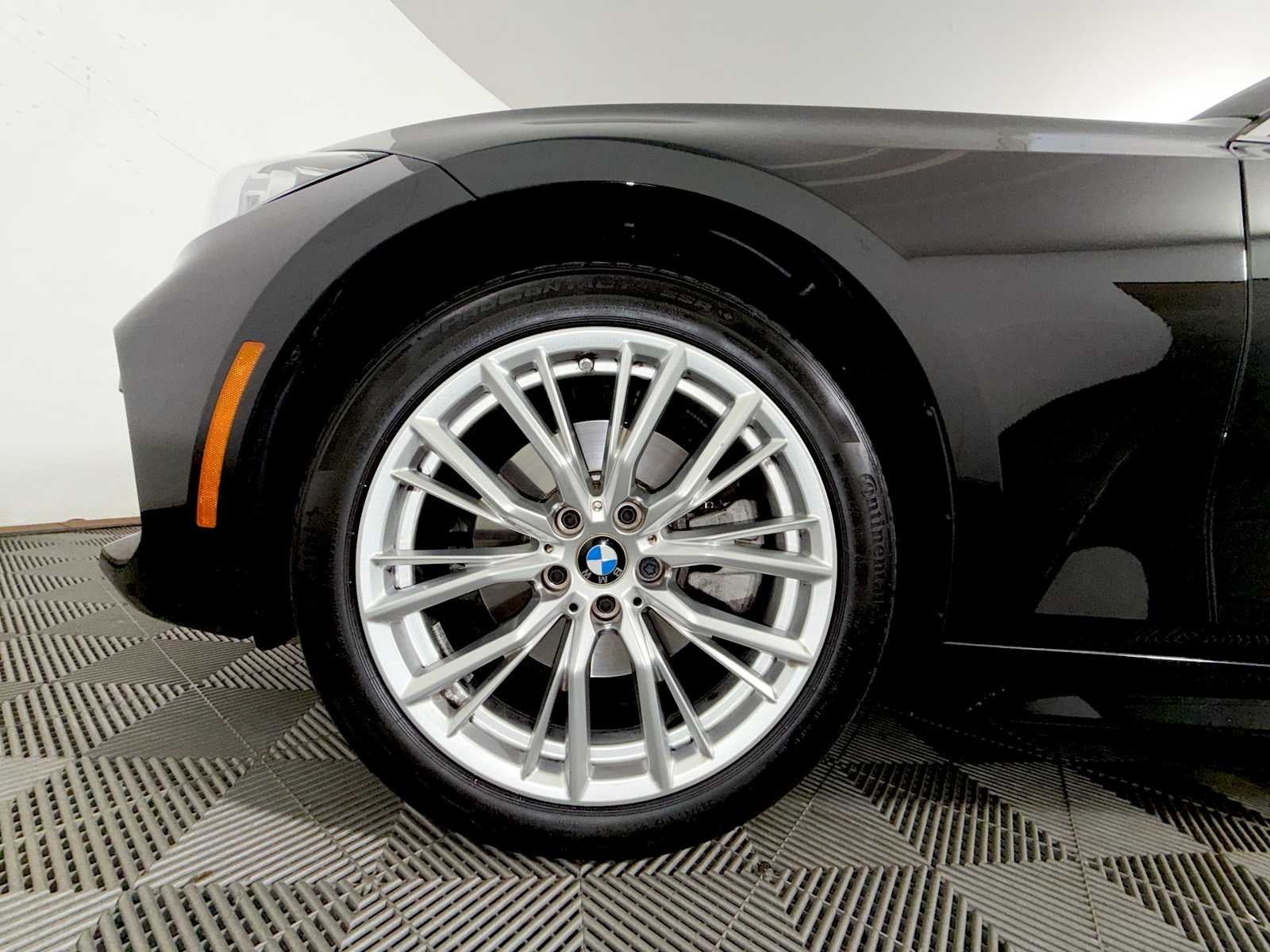 2024 BMW 3 Series 330i xDrive Sedan