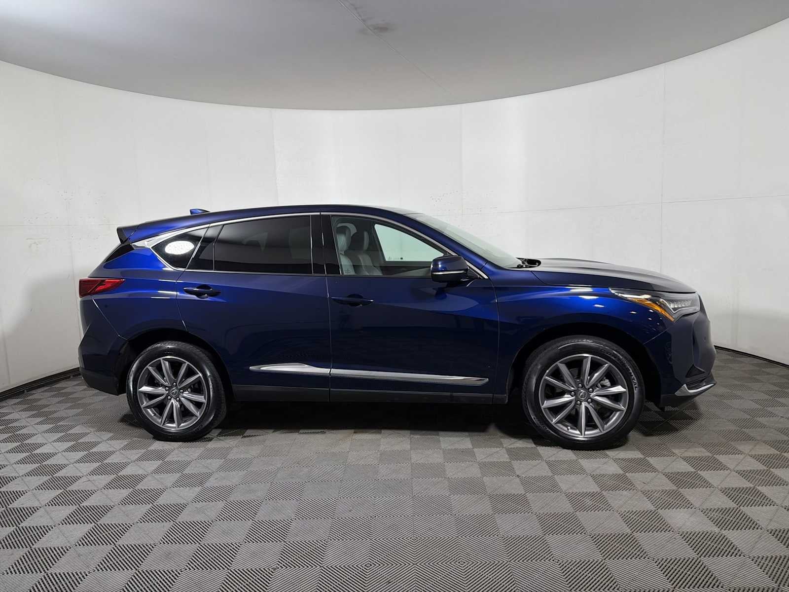 2023 Acura RDX SH-AWD w/Technology Package