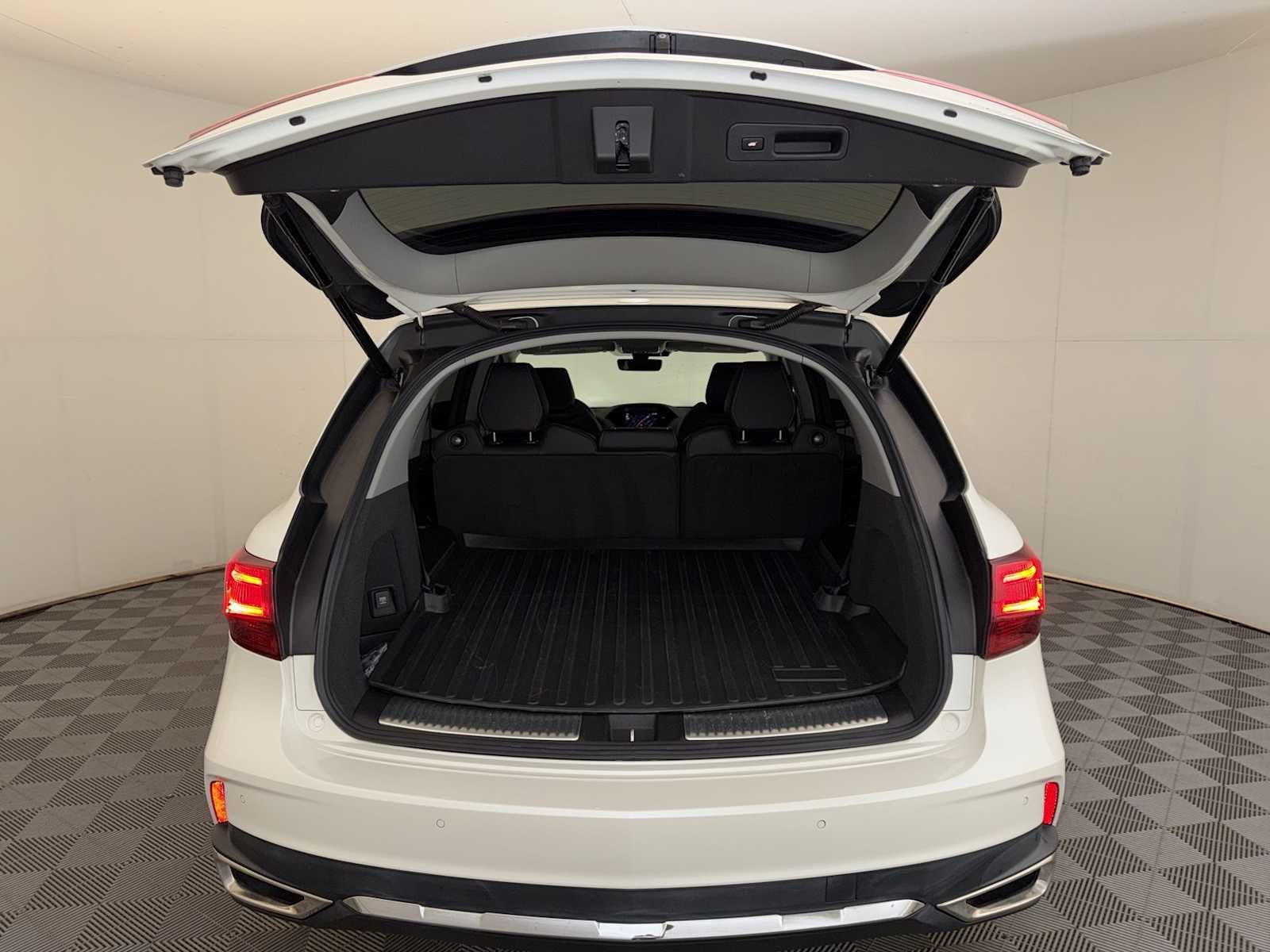 2019 Acura MDX SH-AWD w/Technology Pkg