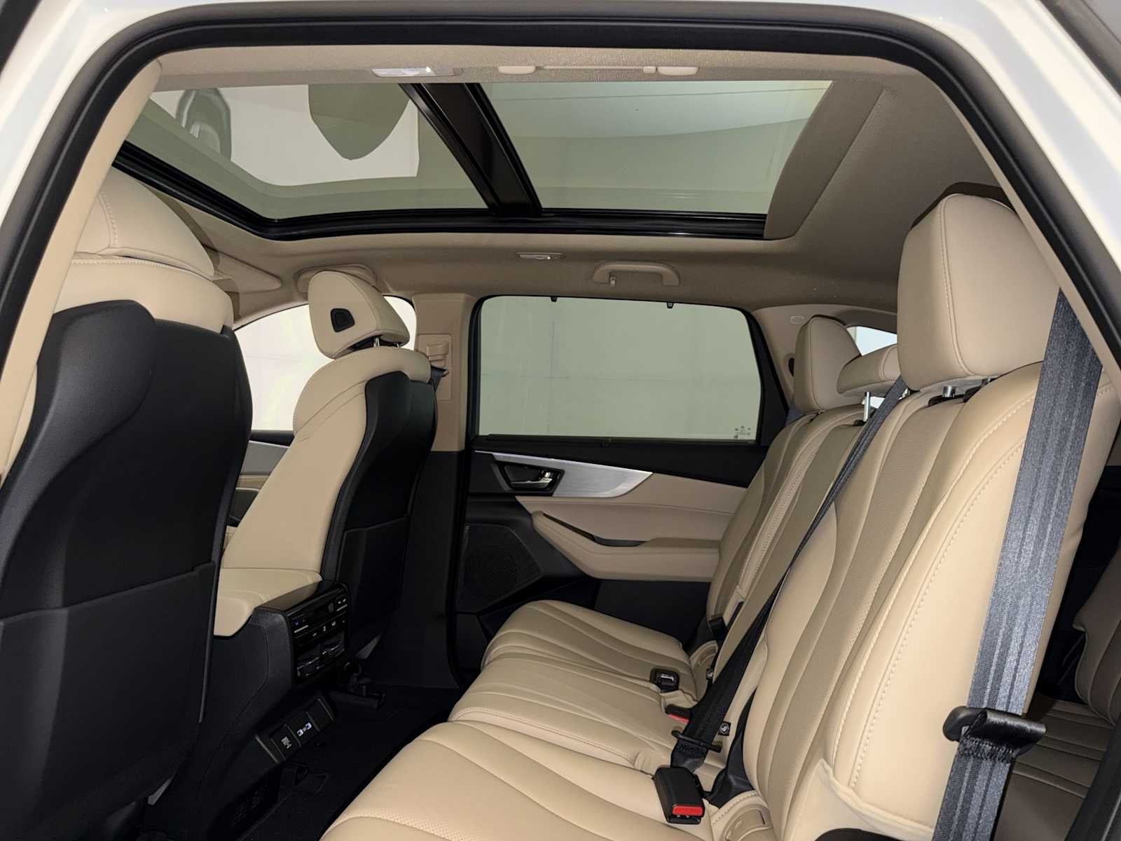 2023 Acura MDX SH-AWD w/Technology Package