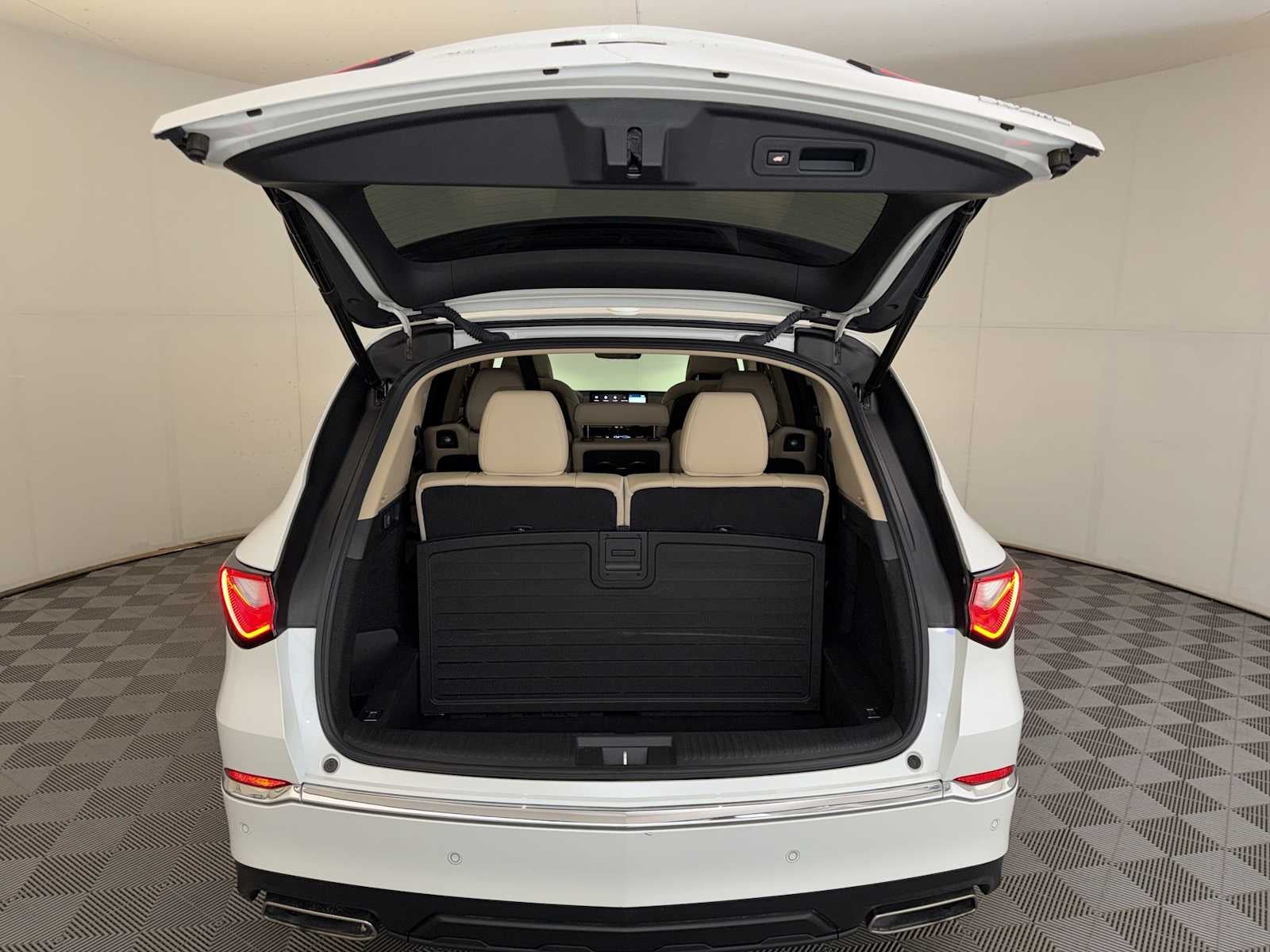 2023 Acura MDX SH-AWD w/Technology Package