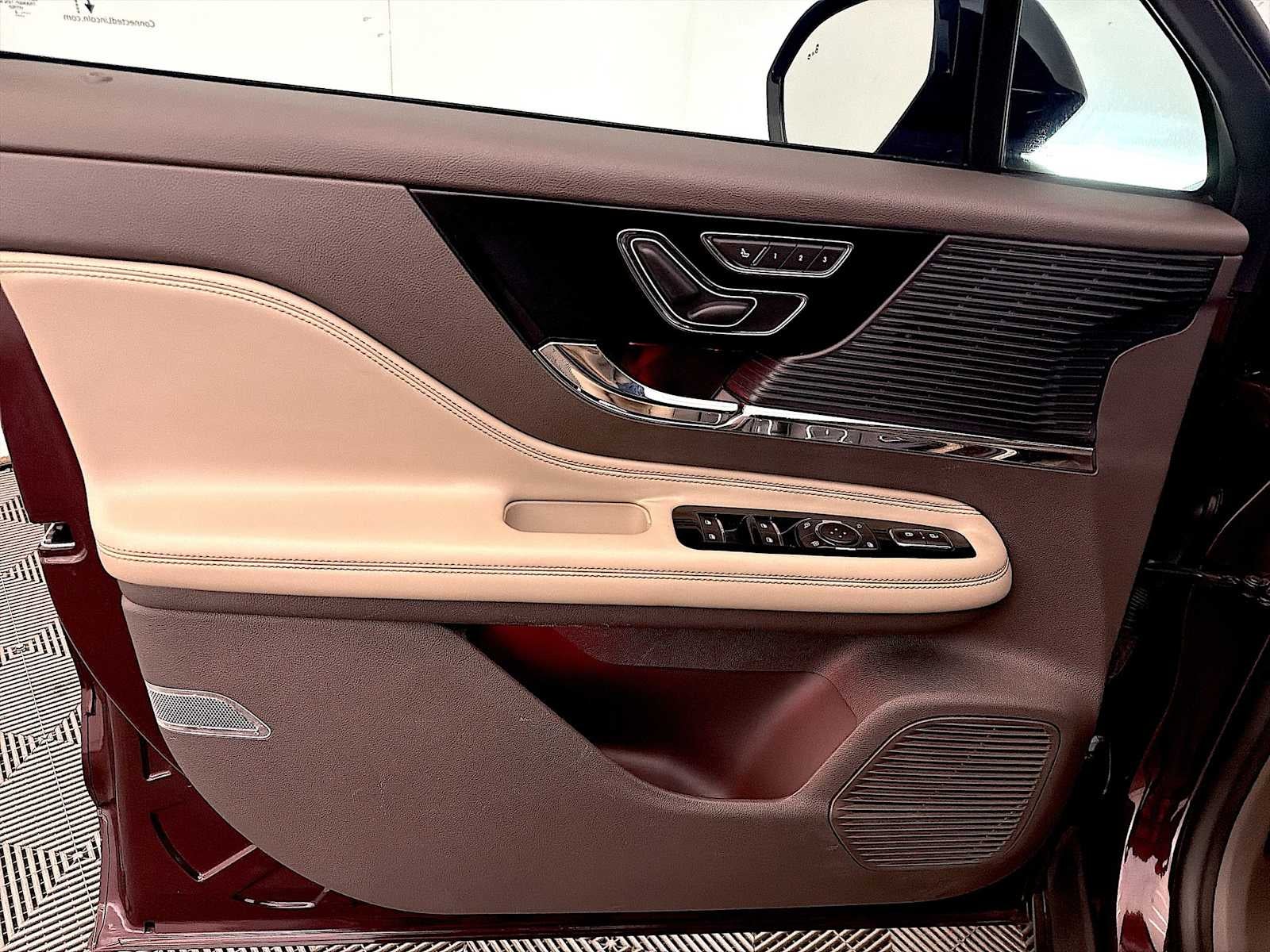 2020 Lincoln Corsair Standard AWD
