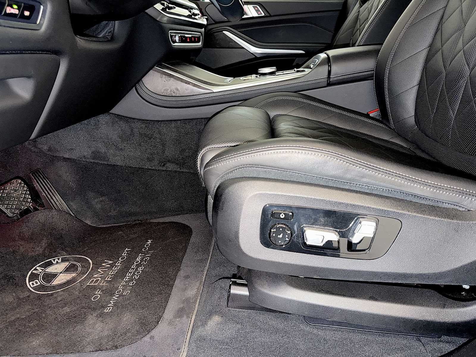 2024 BMW X7 xDrive40i Sports Activity Vehicle