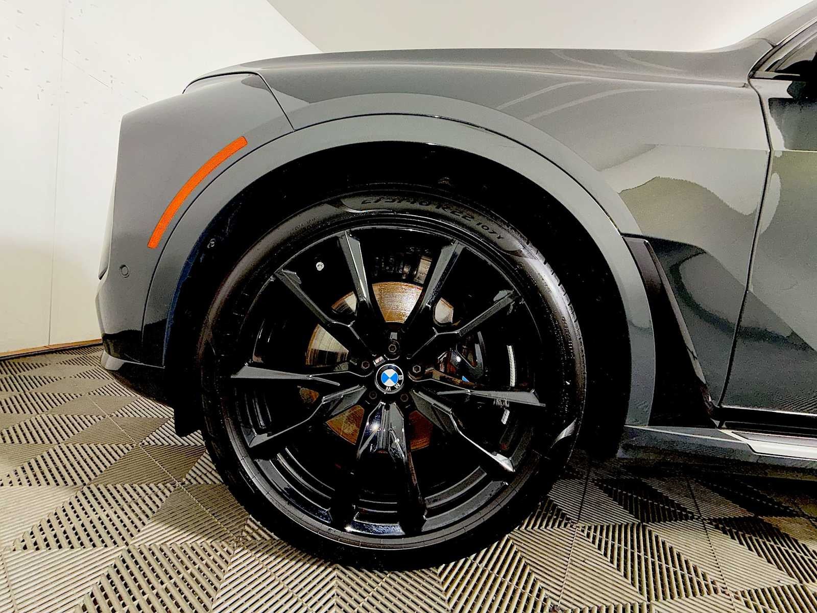 2024 BMW X7 xDrive40i Sports Activity Vehicle