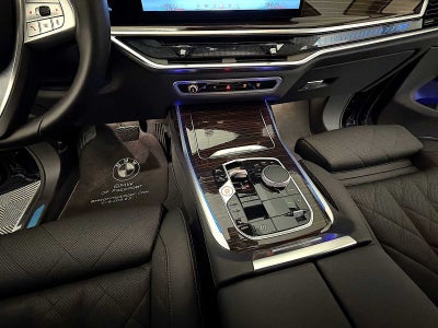 2026 BMW X7 xDrive40i Sports Activity Vehicle