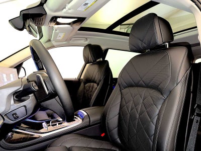 2026 BMW X7 xDrive40i Sports Activity Vehicle