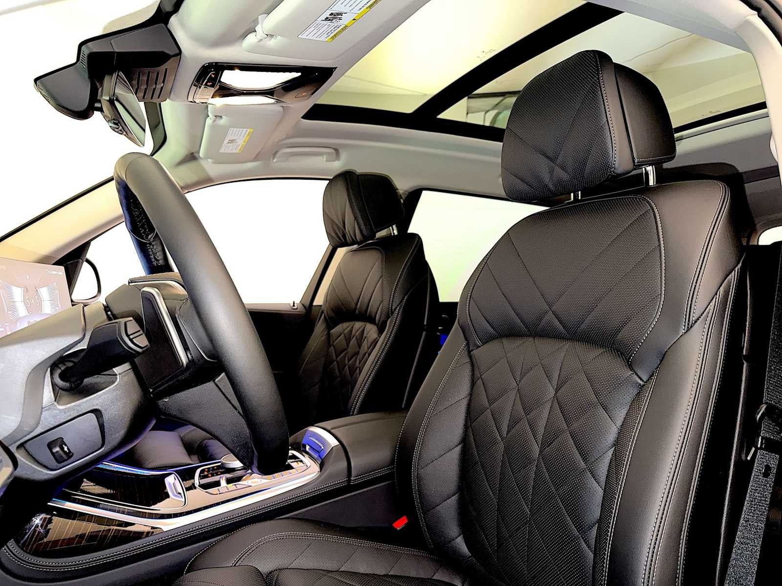 2026 BMW X7 xDrive40i Sports Activity Vehicle