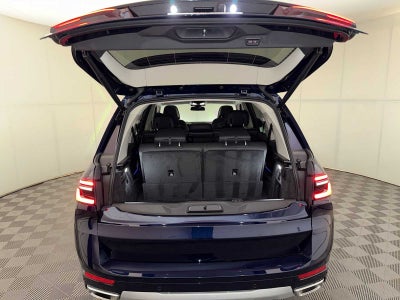 2026 BMW X7 xDrive40i Sports Activity Vehicle