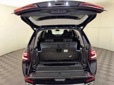 2026 BMW X7 xDrive40i Sports Activity Vehicle