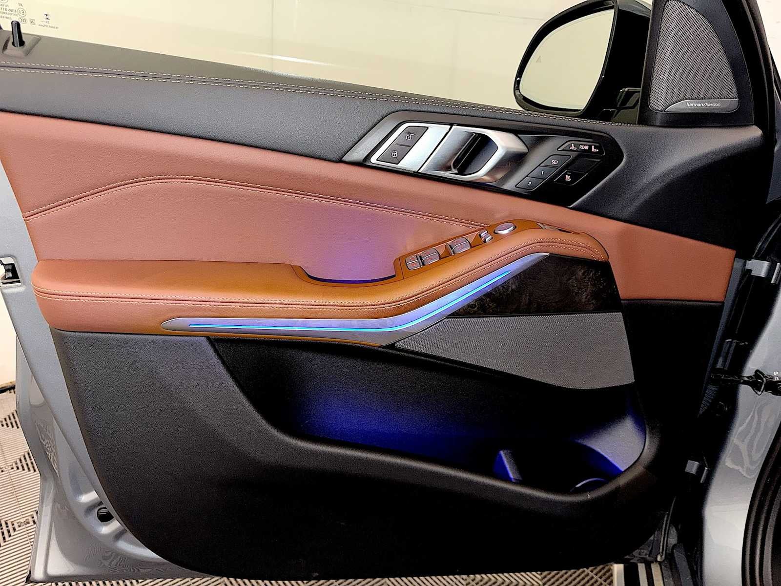 2024 BMW X7 xDrive40i Sports Activity Vehicle