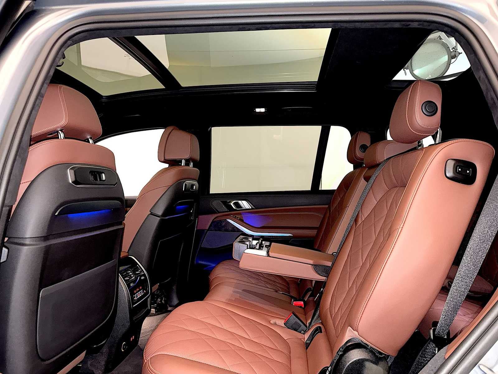 2024 BMW X7 xDrive40i Sports Activity Vehicle