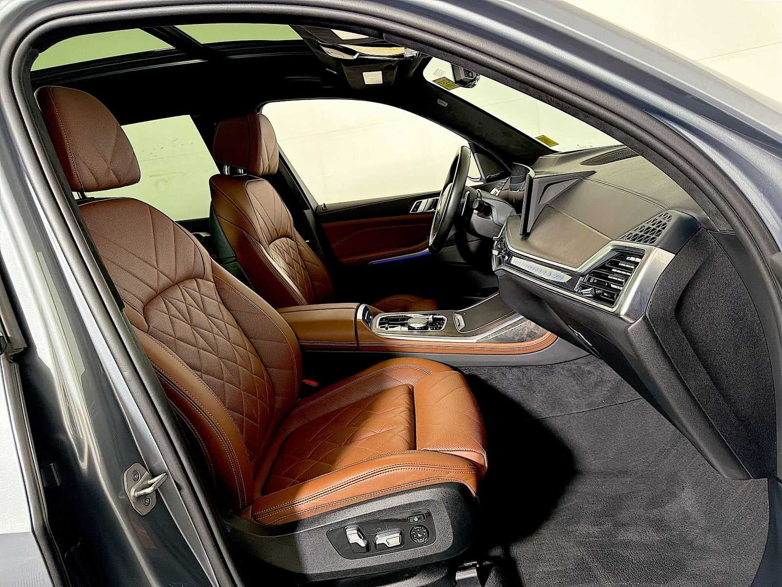 2024 BMW X7 xDrive40i Sports Activity Vehicle