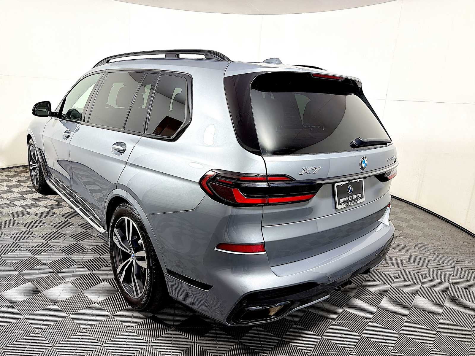 2024 BMW X7 xDrive40i Sports Activity Vehicle