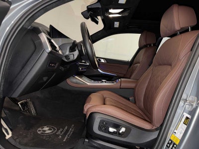 2024 BMW X7 xDrive40i Sports Activity Vehicle