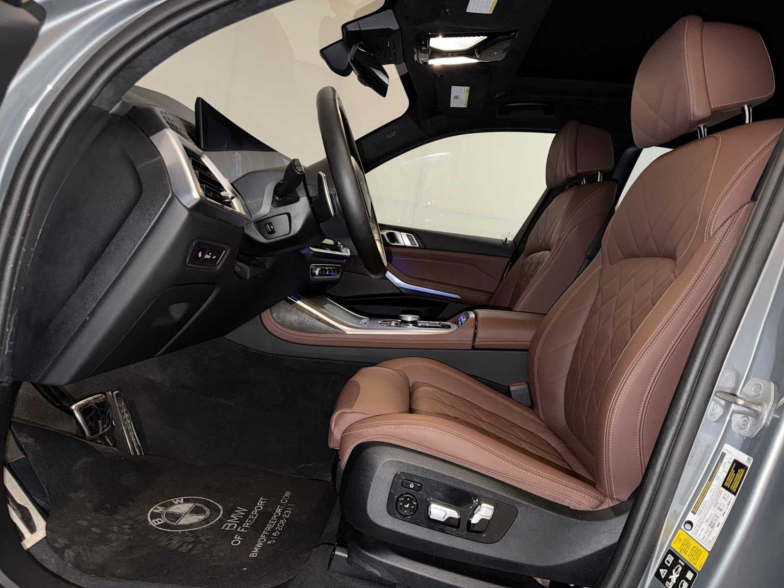 2024 BMW X7 xDrive40i Sports Activity Vehicle