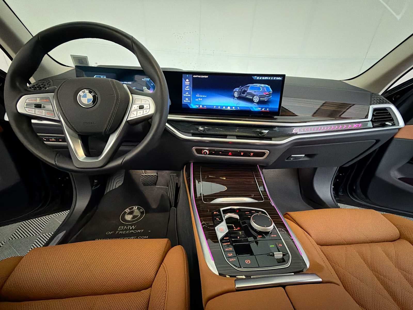 2025 BMW X7 xDrive40i Sports Activity Vehicle