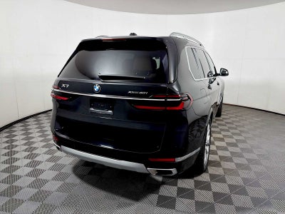 2025 BMW X7 xDrive40i Sports Activity Vehicle
