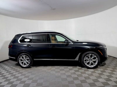 2025 BMW X7 xDrive40i Sports Activity Vehicle