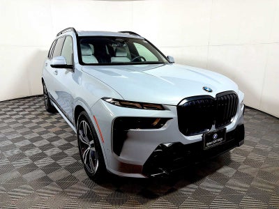 2025 BMW X7 xDrive40i Sports Activity Vehicle
