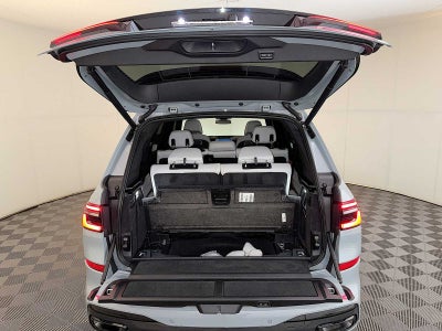 2025 BMW X7 xDrive40i Sports Activity Vehicle