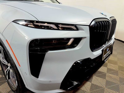2025 BMW X7 xDrive40i Sports Activity Vehicle