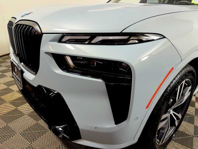 2025 BMW X7 xDrive40i Sports Activity Vehicle