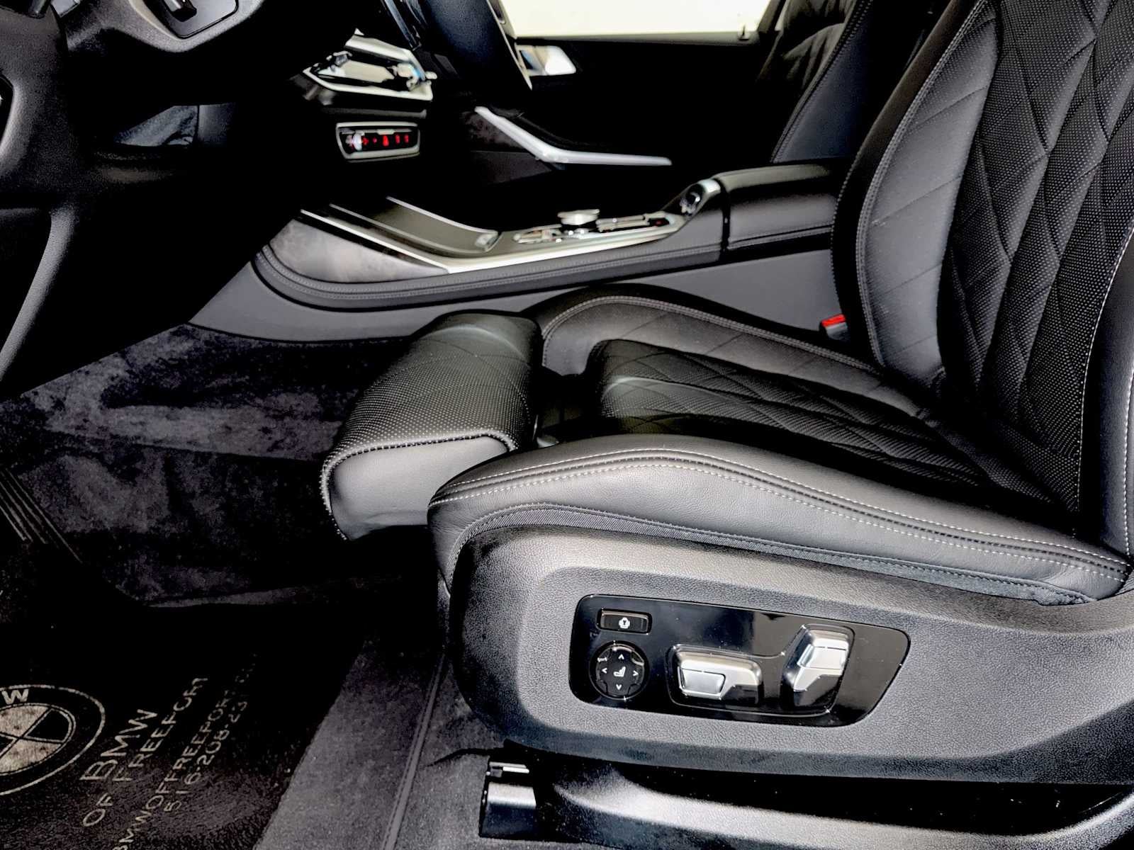 2026 BMW X7 xDrive40i Sports Activity Vehicle