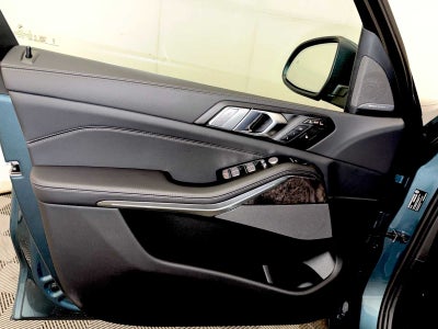 2026 BMW X7 xDrive40i Sports Activity Vehicle