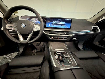 2026 BMW X7 xDrive40i Sports Activity Vehicle