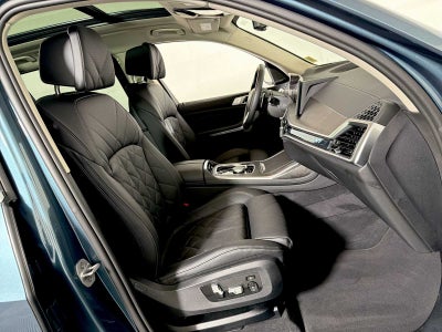 2026 BMW X7 xDrive40i Sports Activity Vehicle