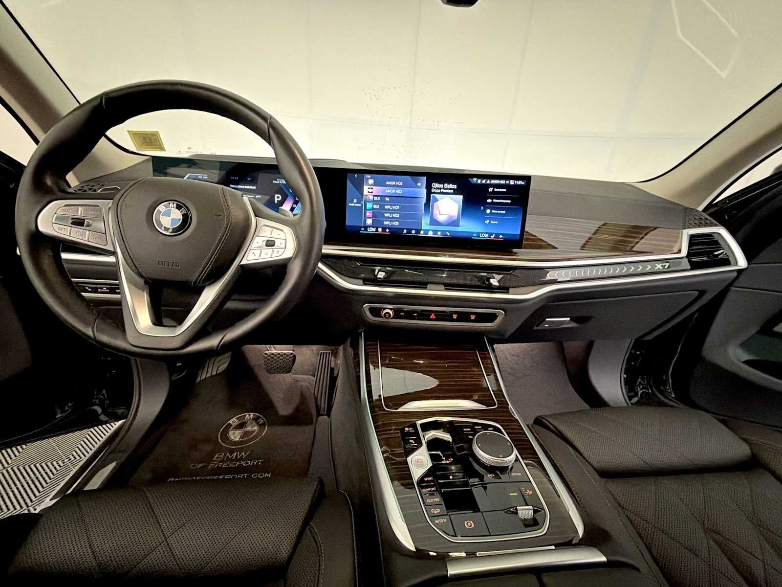 2024 BMW X7 xDrive40i Sports Activity Vehicle